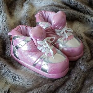 Snooki Happy Feet Slippers